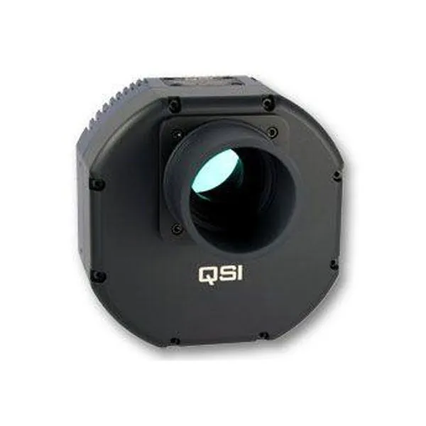 QSI 690WSG-8 Mono CCD Camera -8 Position Filter Wheel, Mech.Shutter, and IGP